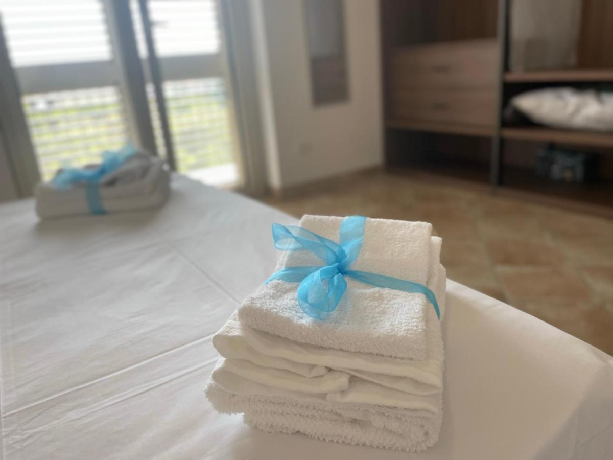 Maison De Cheeramie - Tourist Apartments Tra Mare E Etna Mascali Dış mekan fotoğraf