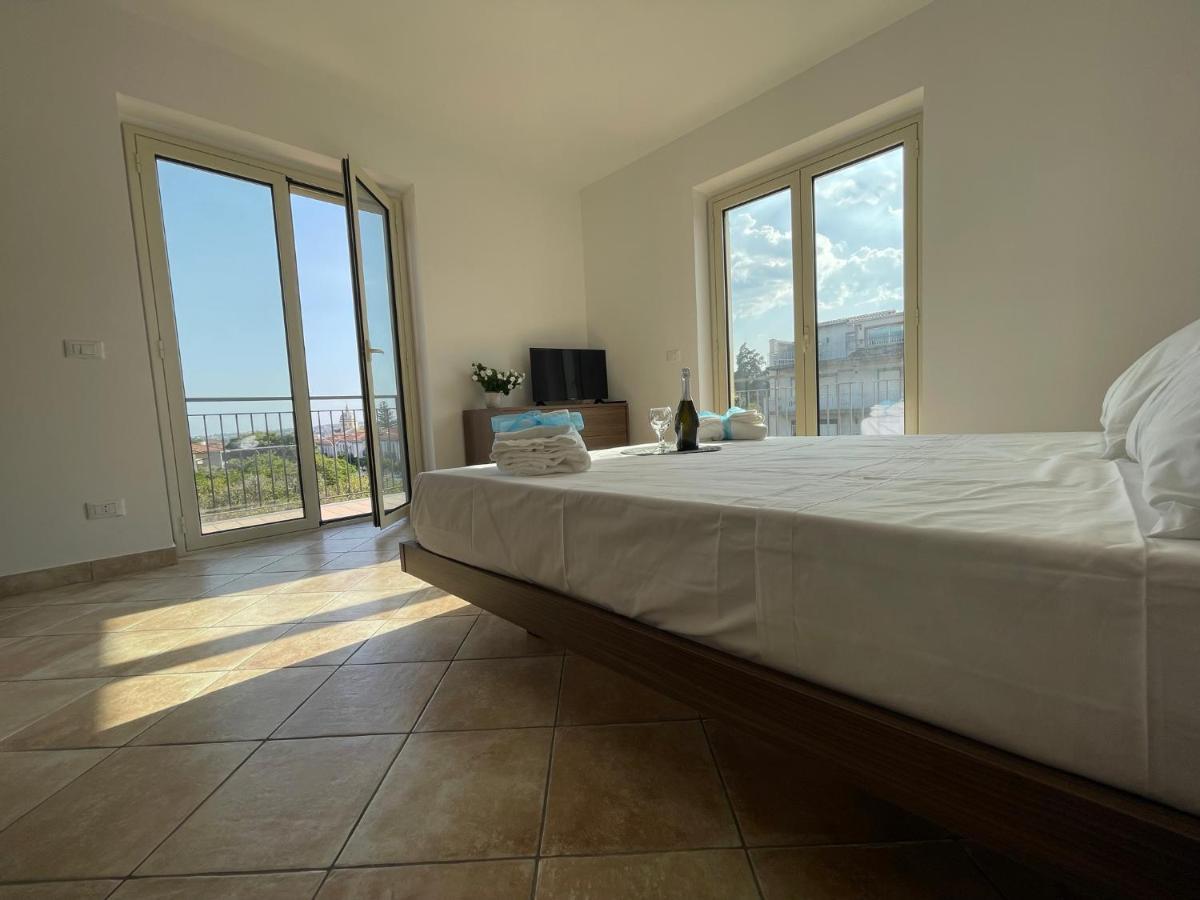 Maison De Cheeramie - Tourist Apartments Tra Mare E Etna Mascali Dış mekan fotoğraf
