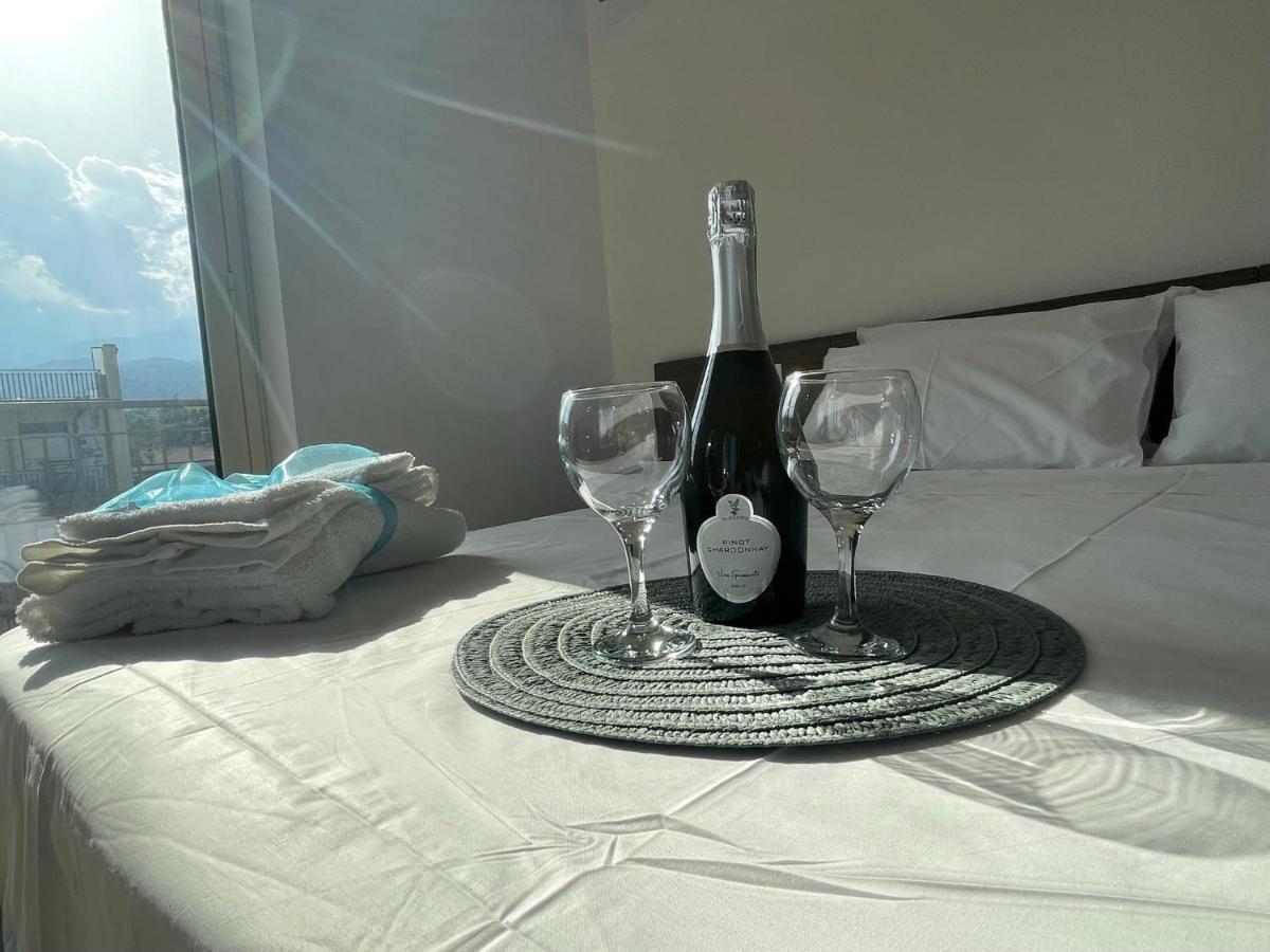 Maison De Cheeramie - Tourist Apartments Tra Mare E Etna Mascali Dış mekan fotoğraf